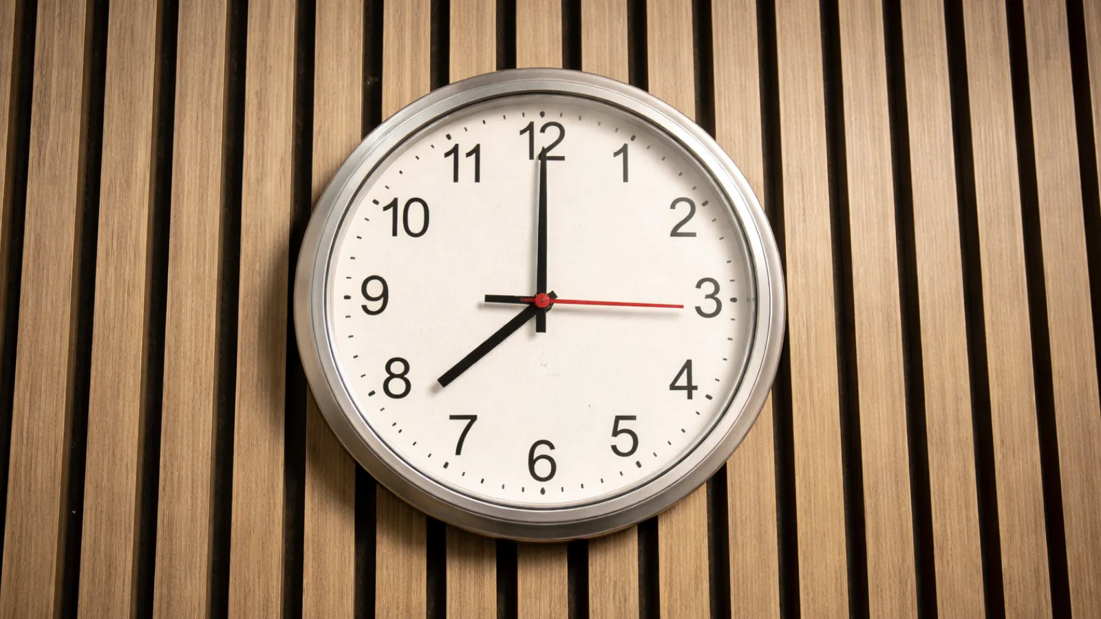 Kol ophangen met akupanel clips